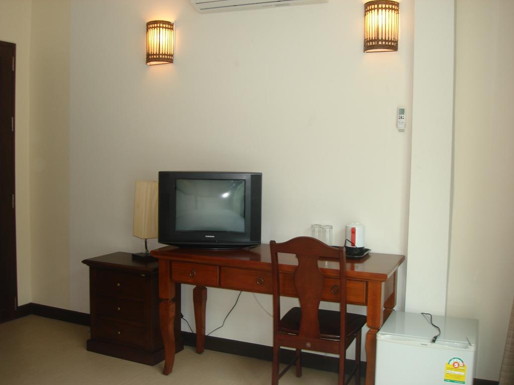 Albergue Tropicoza Patong Habitación foto